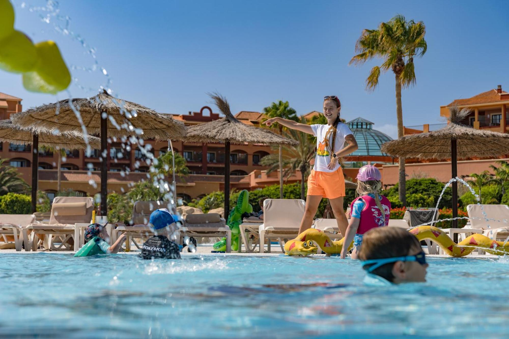 Sheraton Fuerteventura Golf & Spa Resort Калета де Фусте Екстериор снимка